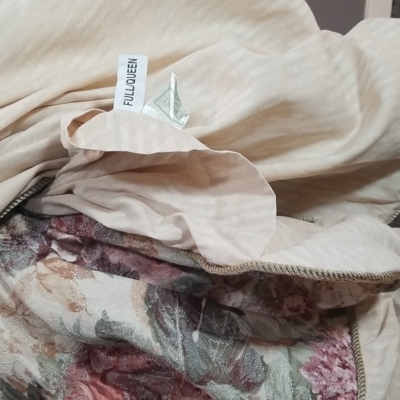 Queen/ Full Croscill Cotswold vintage floral duvet cover - Picture 8 of 8